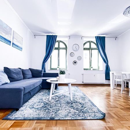 Zentraler Altbau Am Clara-Zetkin-Park, Rb-Arena Um Die Ecke, Netflix Inklusive Лейпциг Экстерьер фото